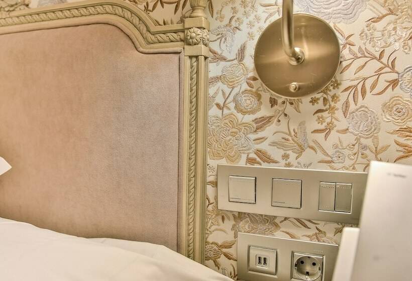 اتاق استاندارد یک نفره, Meninas Boutique Opera