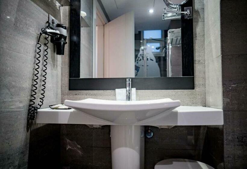 اتاق استاندارد, Meninas Boutique Opera