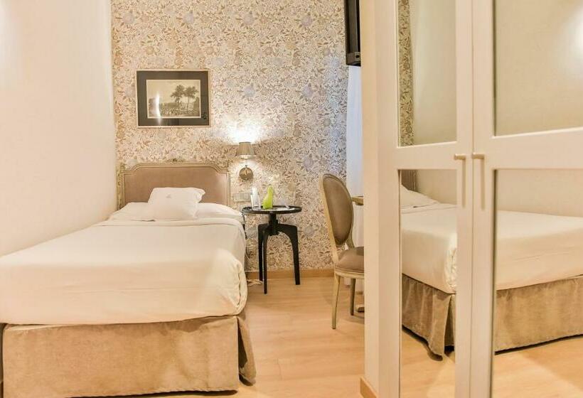 اتاق استاندارد یک نفره, Meninas Boutique Opera