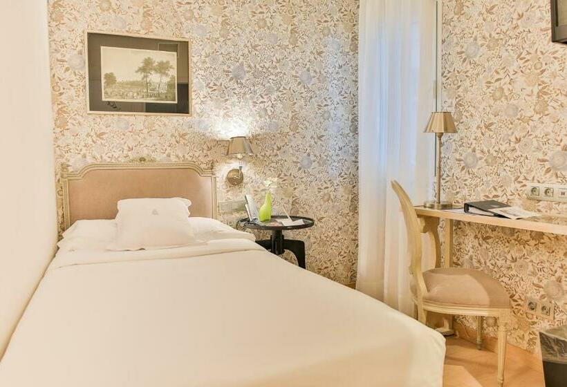 اتاق استاندارد یک نفره, Meninas Boutique Opera