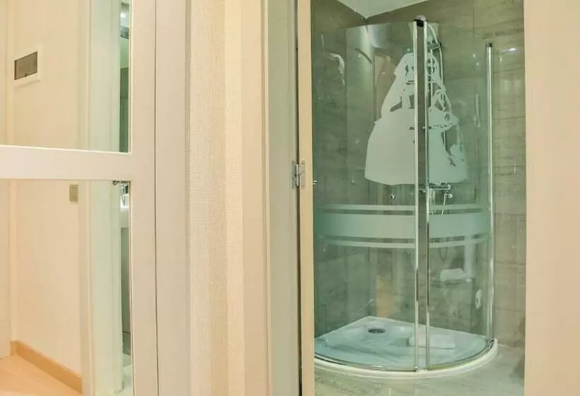 Standard Yhden Hengen Huone, Meninas Boutique Opera