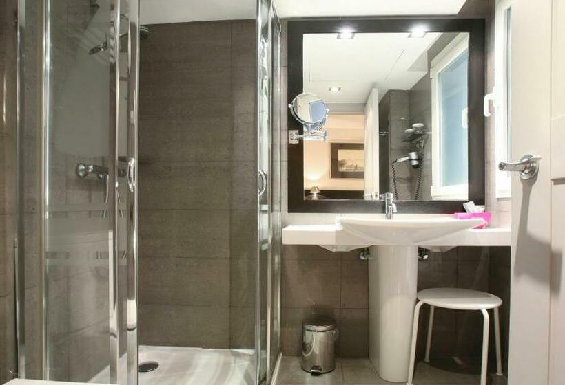 آپارتمان 2 خوابه, Meninas Boutique Opera