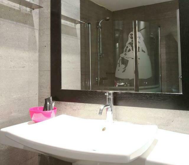 آپارتمان 2 خوابه, Meninas Boutique Opera