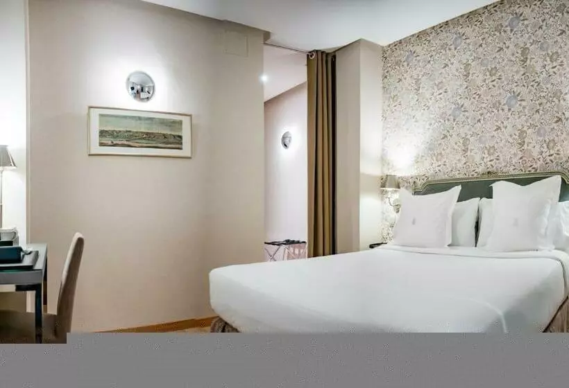 Juniorsviitti, Meninas Boutique Opera