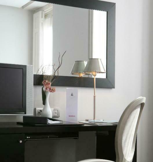 سوییت جونیور, Meninas Boutique Opera