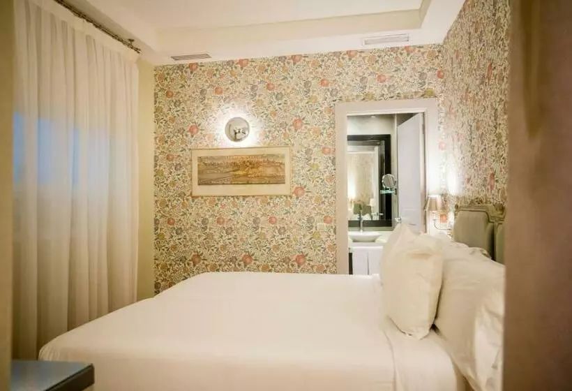 Superior Yhden Hengen Huone, Meninas Boutique Opera