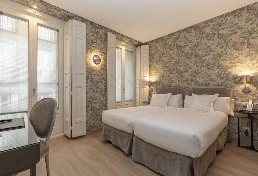 سوییت جونیور, Meninas Boutique Opera