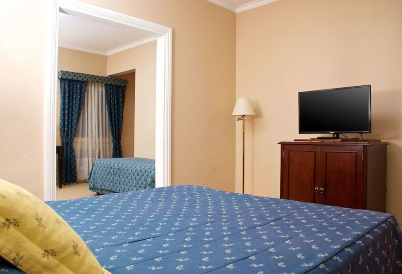 استودیو اجرایی, Provincial Plaza Hotel