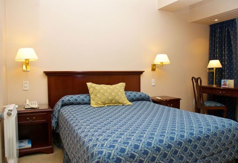 اتاق اجرایی, Provincial Plaza Hotel