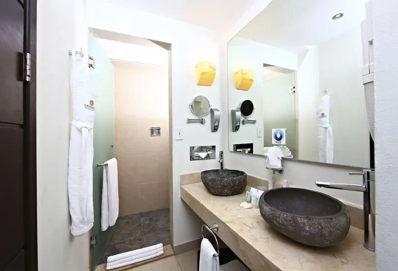 اتاق سوپریور با چشم‌انداز استخر, Sandos Caracol Nature Resort & Water Park