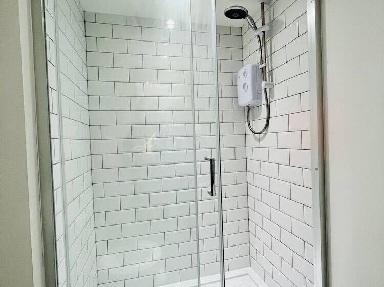 标准间, Anfield Place To Stay