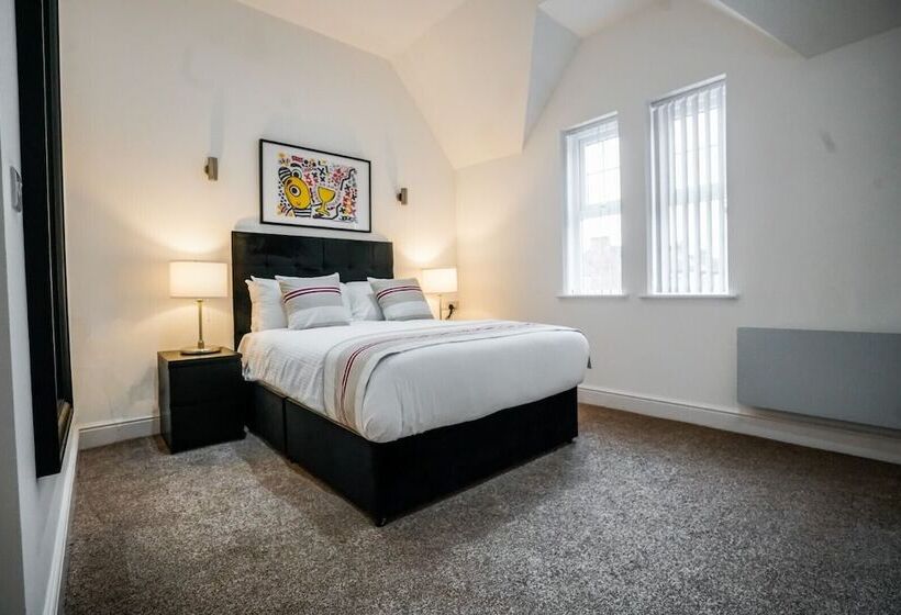 标准间, Anfield Place To Stay