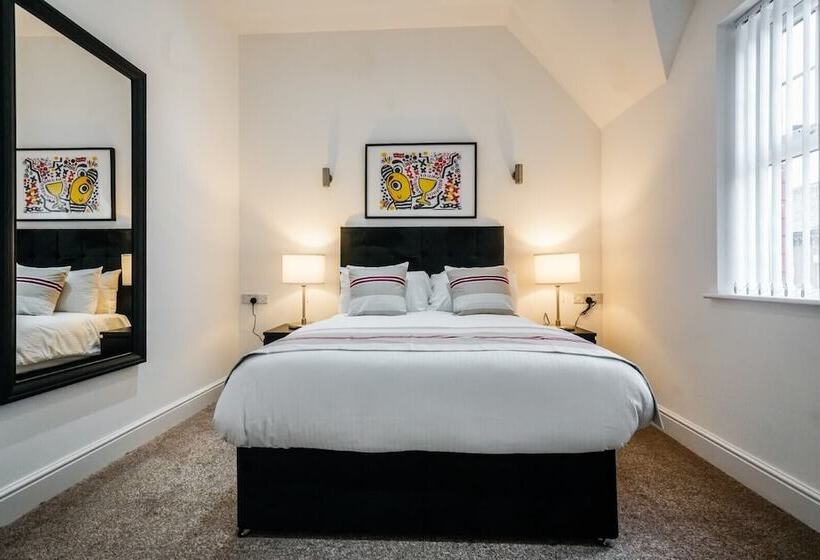 标准间, Anfield Place To Stay