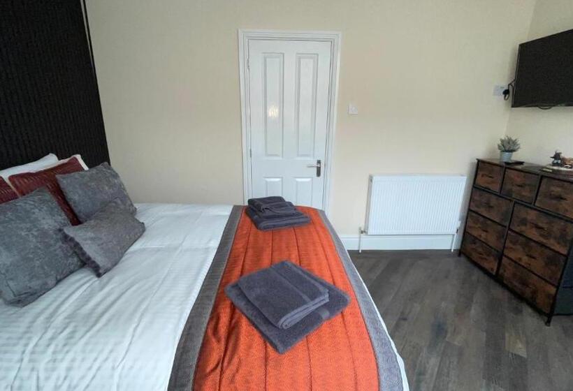 豪华房间, Anfield Place To Stay