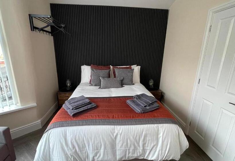 豪华房间, Anfield Place To Stay