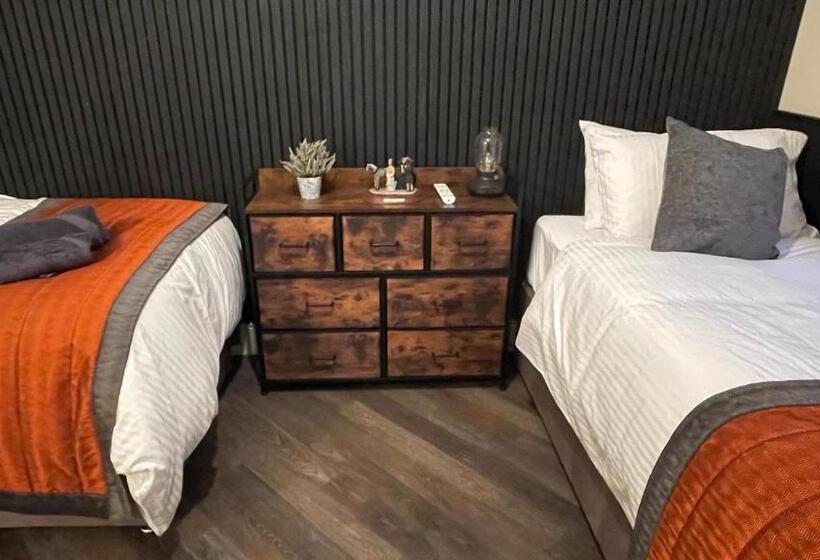 标准间, Anfield Place To Stay