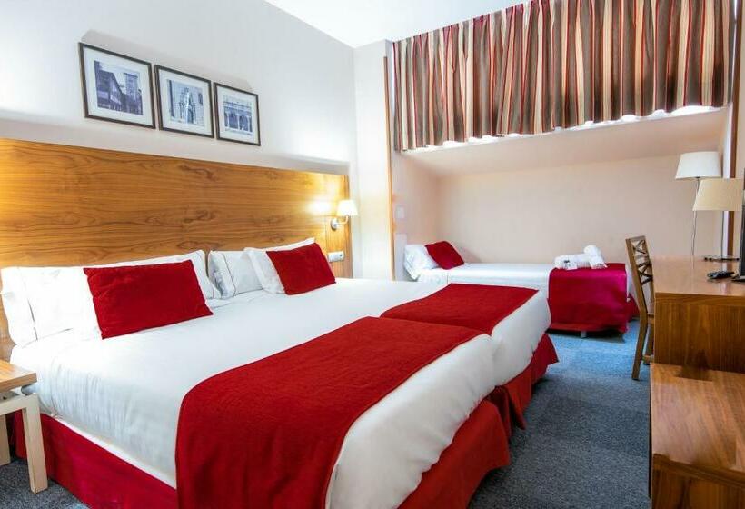 标准三人间, Hospedium Hotel Casino Del Tormes