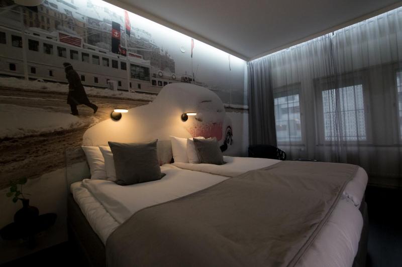 غرفة قياسية, C Stockholm