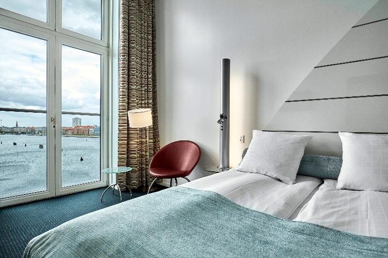 수피리어 룸, Copenhagen Island