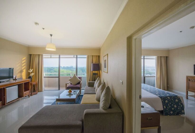 جناح, Loei Palace