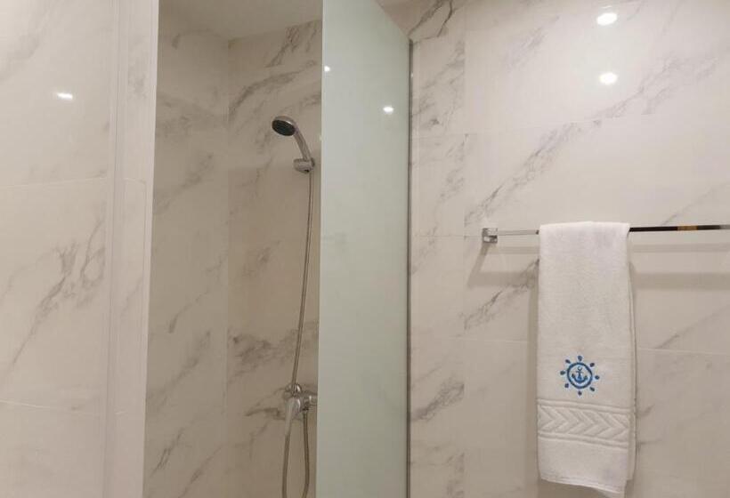 수피리어 룸, Marítimo Urban