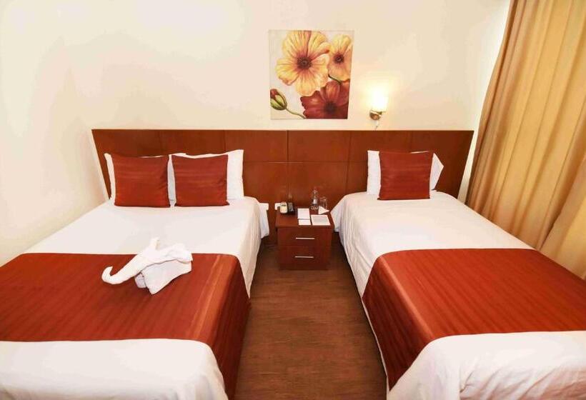 غرفة ديلوكس, Montecarlo