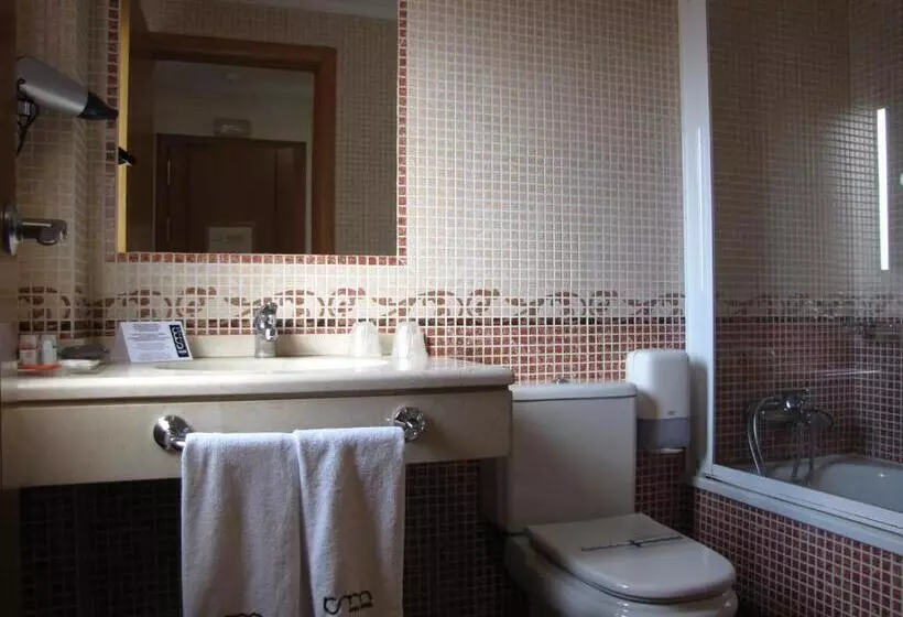 اتاق استاندارد, Room