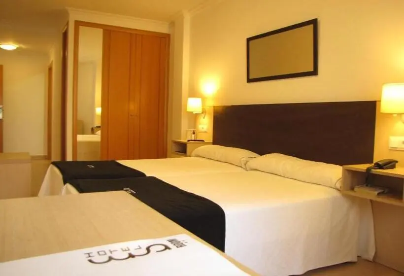 اتاق استاندارد, Room