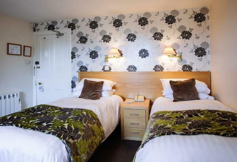 غرفة كلاسيكية, Selkirk Arms