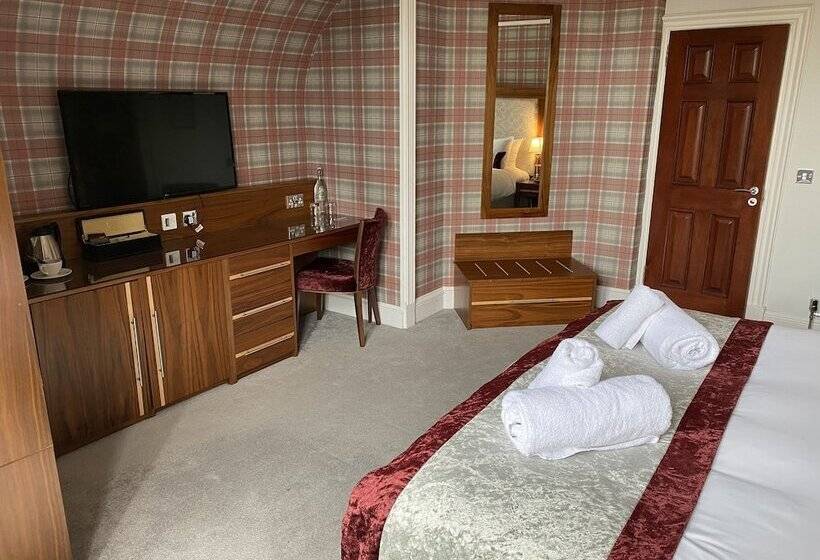 高级园景房, The Craigie