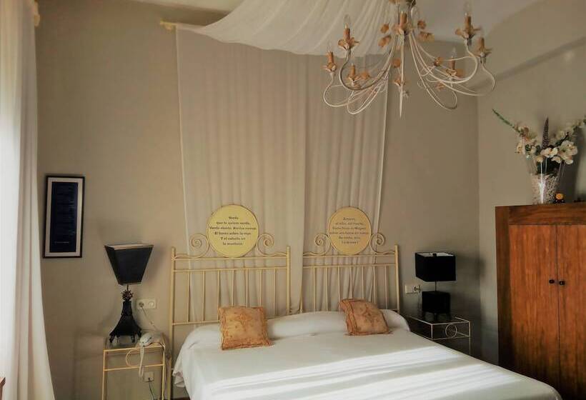 주니어 스위트, Utopía