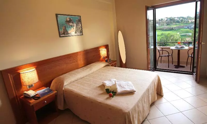 اتاق استاندارد, La Bussola Hotel Calabria