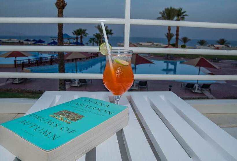 اتاق پرمیوم با چشم‌انداز دریا, Renaissance Sharm El Sheikh Golden View Beach Resort