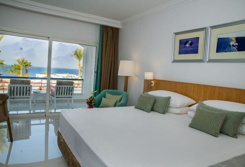 اتاق پرمیوم با چشمانداز دریا, Renaissance Sharm El Sheikh Golden View Beach Resort