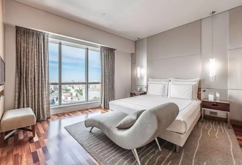 سوئیت پرزیدنت, Swissotel Krasnye Holmy Moscow