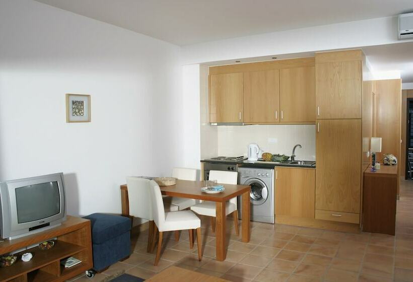 带1个卧室的公寓, Vitasol Park