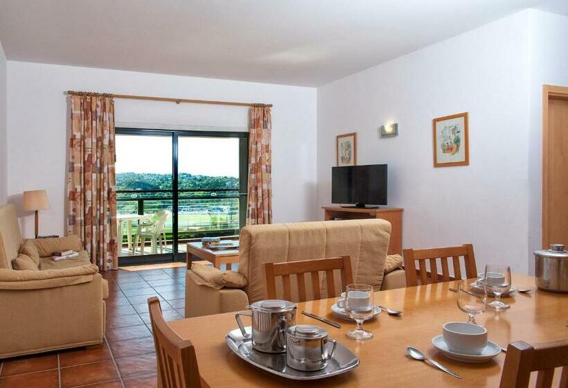 带3个卧室的公寓, Vitasol Park