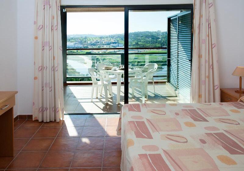 带3个卧室的公寓, Vitasol Park