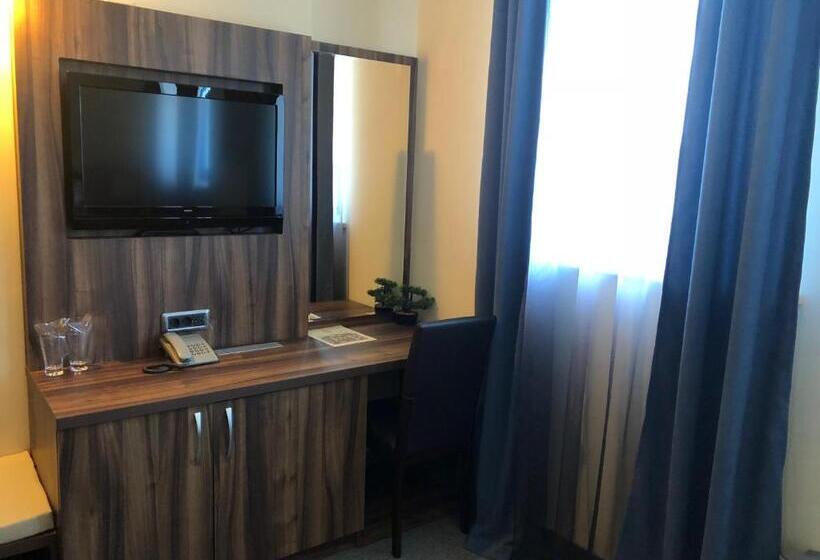 إستوديو قياسى, семеен хотел анна кристина