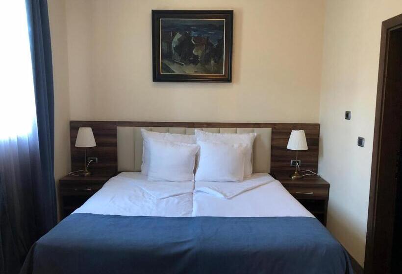 غرفة قياسية, семеен хотел анна кристина