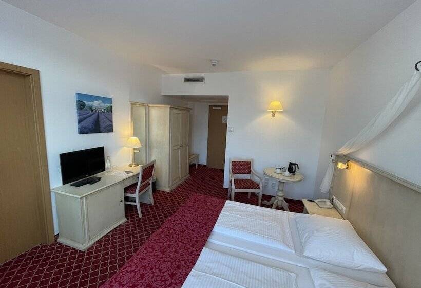 اتاق استاندارد, Chateau Kurfürstendamm