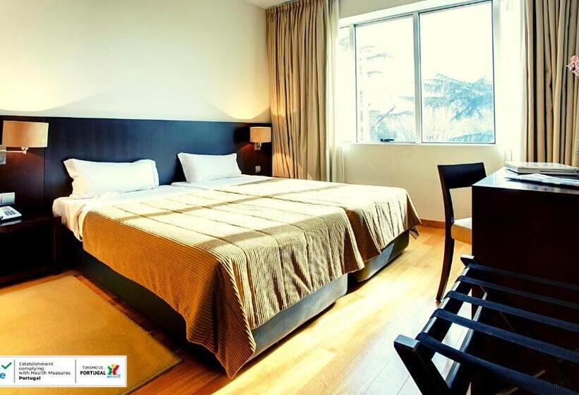 غرفة قياسية, Conde De Agueda