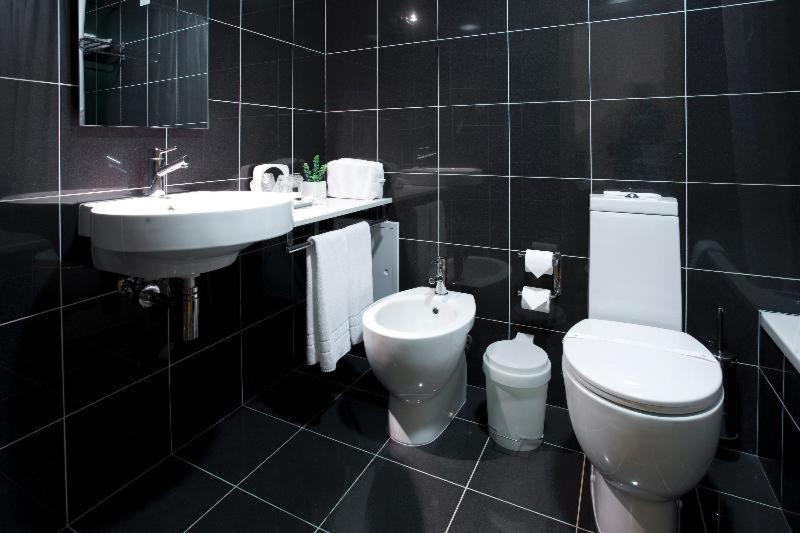 غرفة قياسية, Conde De Agueda