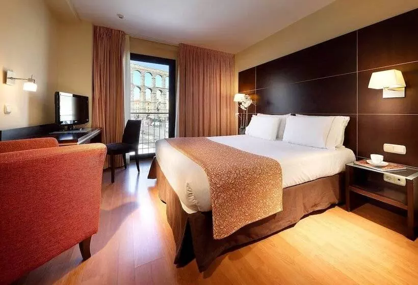 اتاق استاندارد, Eurostars Plaza Acueducto