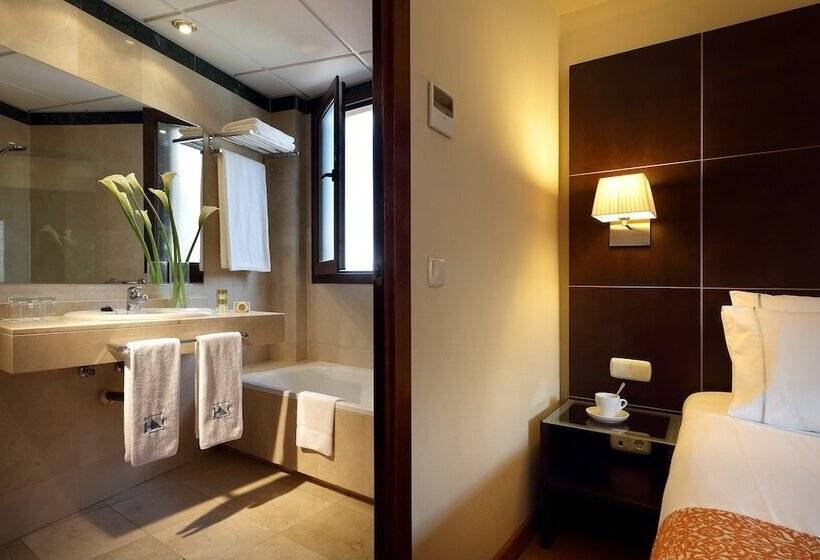 اتاق استاندارد, Eurostars Plaza Acueducto