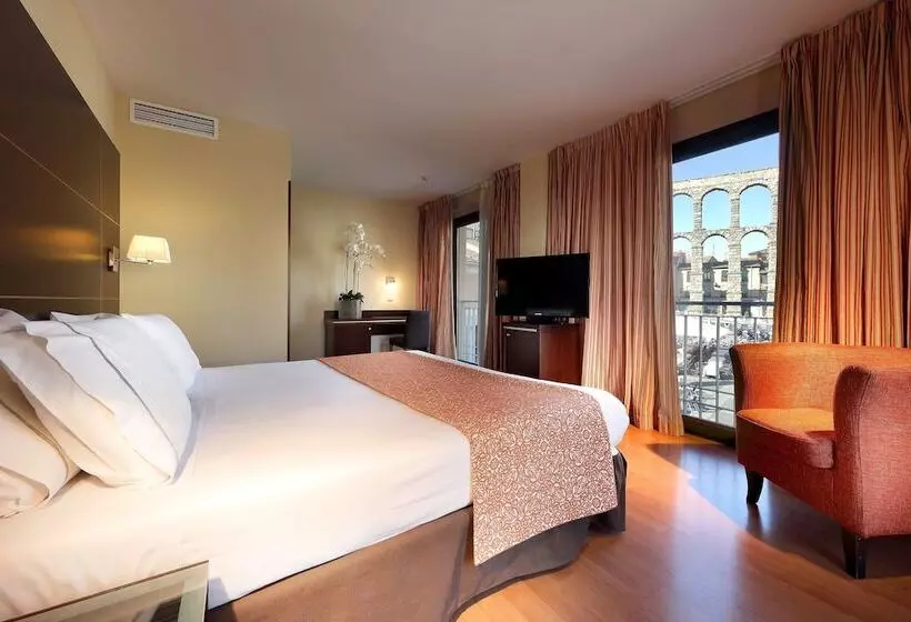 اتاق استاندارد, Eurostars Plaza Acueducto