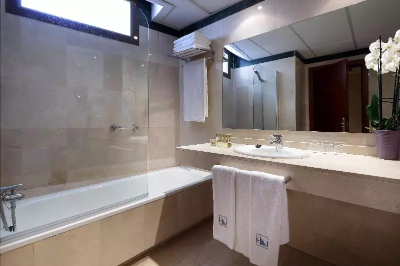 اتاق استاندارد یک نفره, Eurostars Plaza Acueducto