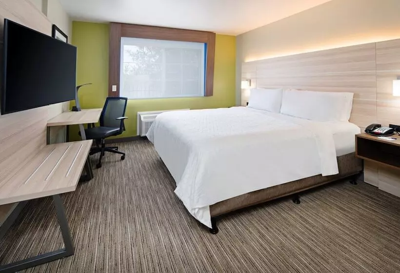 سوییت, Holiday Inn Express & Suites Watsonville, An Ihg
