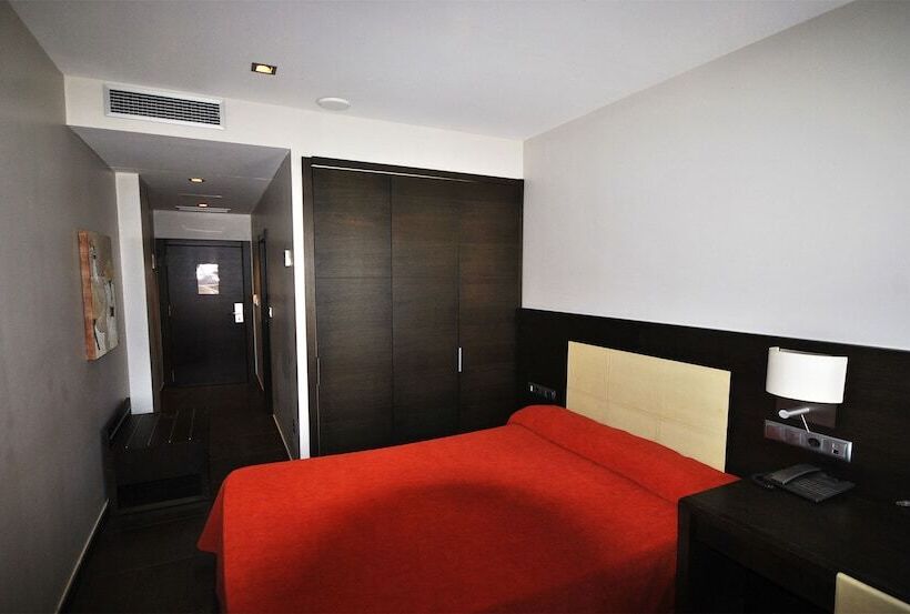 غرفة قياسية فردية, Hyltor