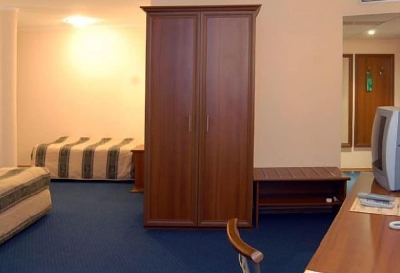 غرفة قياسية, Luxor